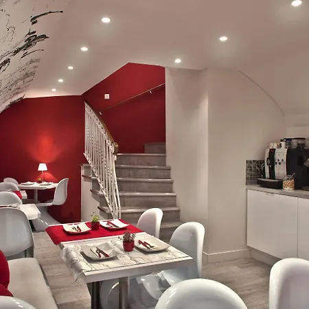 Hotell Joli Mome Paris