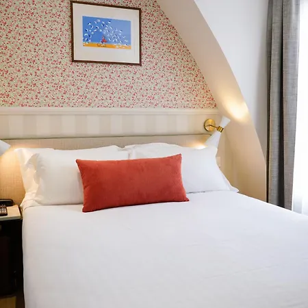 Joli Mome Hotell