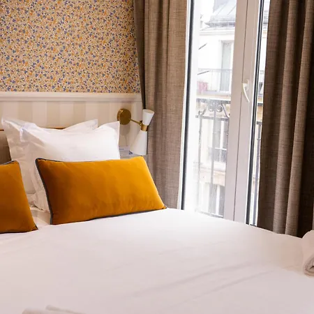 Hotel Joli Mome
