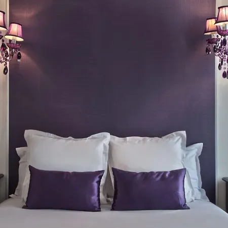 Joli Mome Hotel París