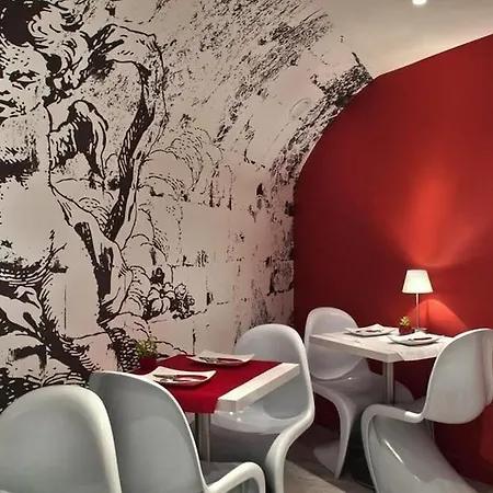 B Square Hotel Paris