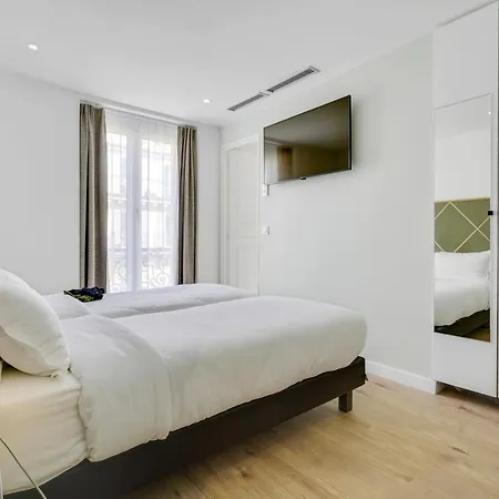 B Square 3* Paris