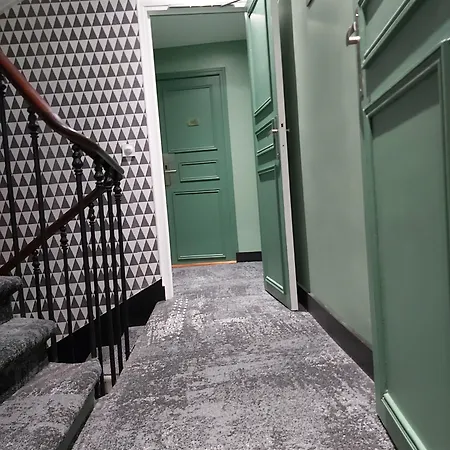 Hotel Joli Mome París