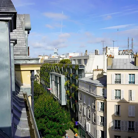 Joli Mome Hotel Parijs