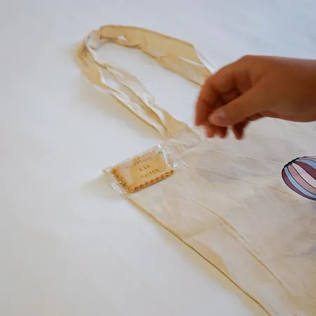 Joli Mome باريس