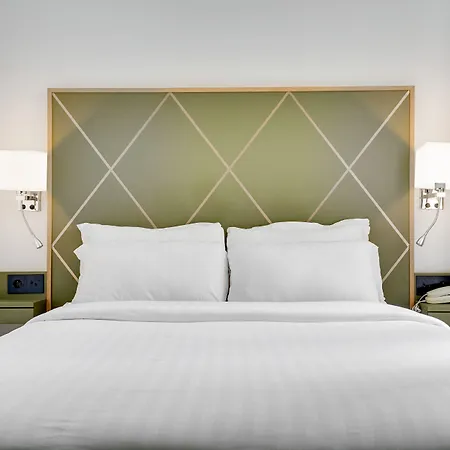 Joli Mome Hotel 3*
