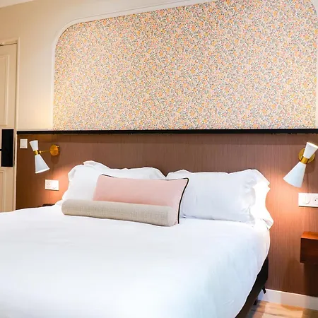 Hotel Joli Mome 3*