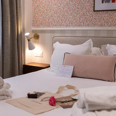 Hotel Joli Mome 3*